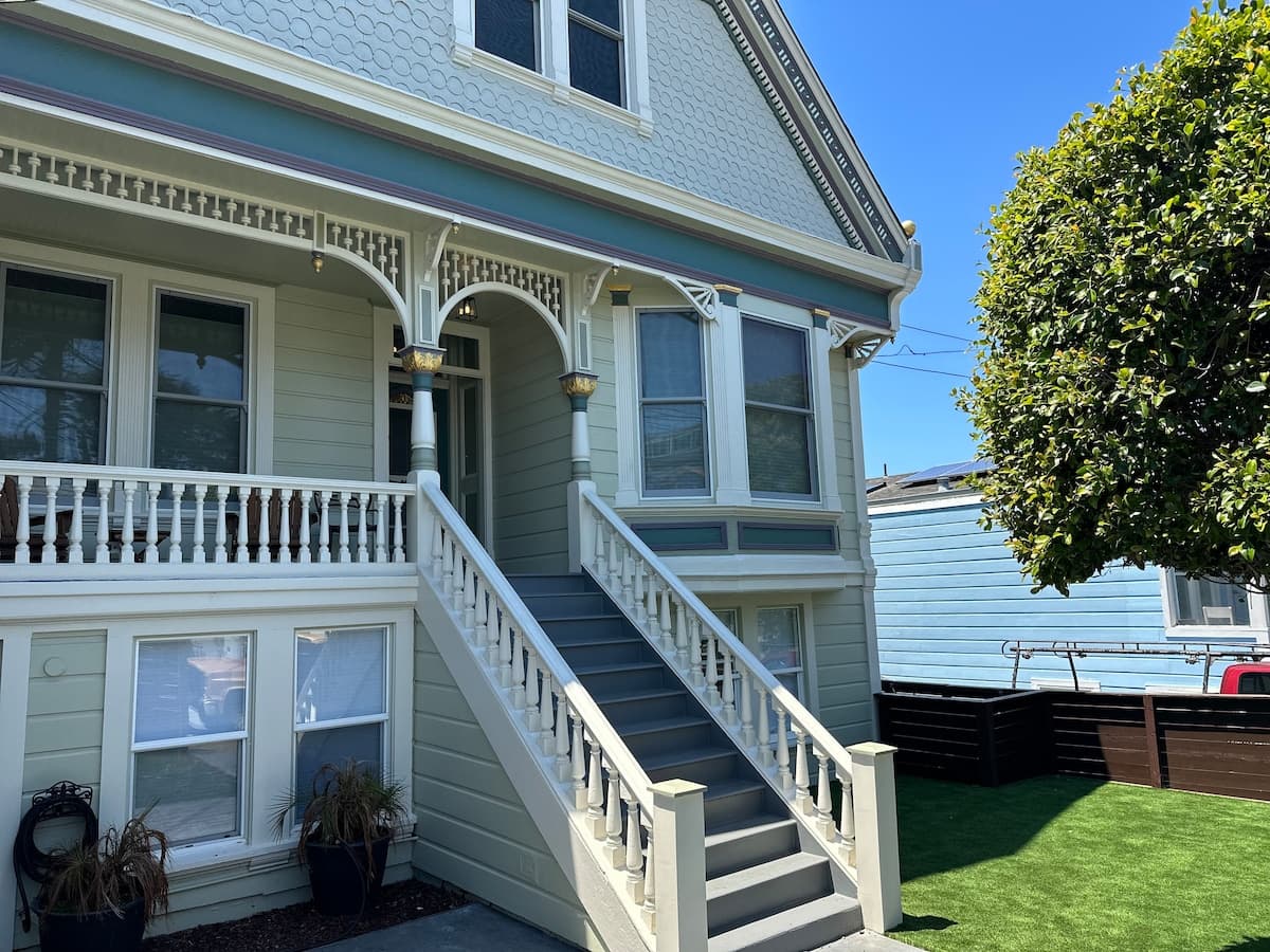 Victorian Family Haven Near Transit & Eats - Photo 1