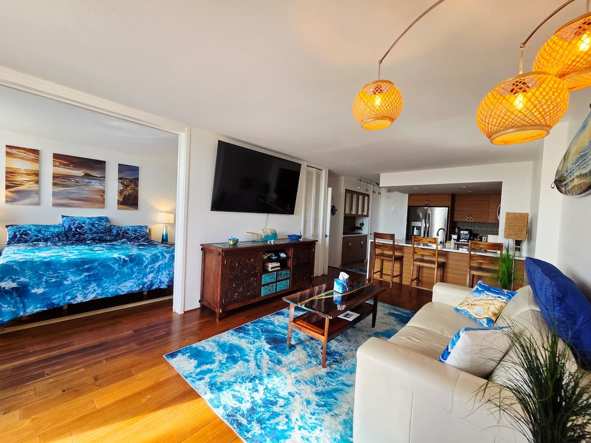 Ocean & Marina View Suite - Photo 2