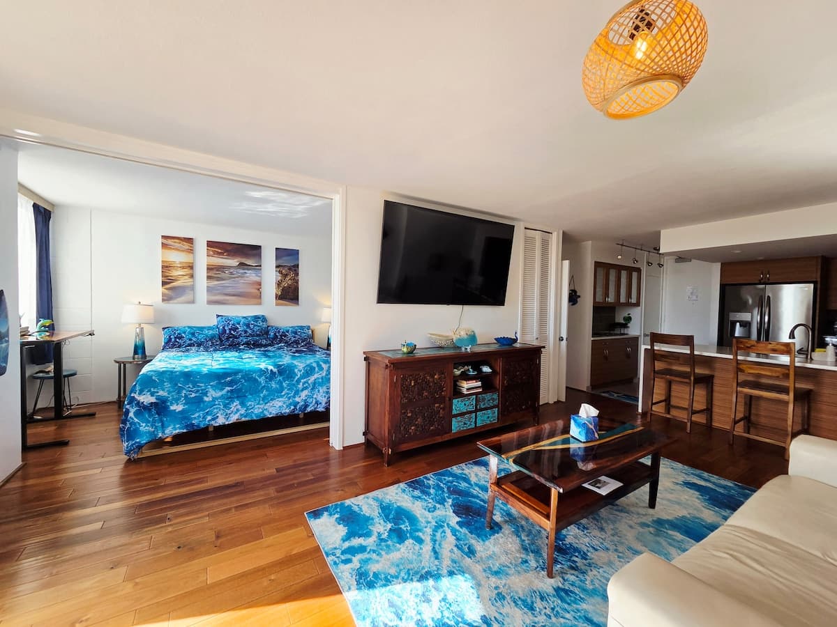 Ocean & Marina View Suite - Photo 4