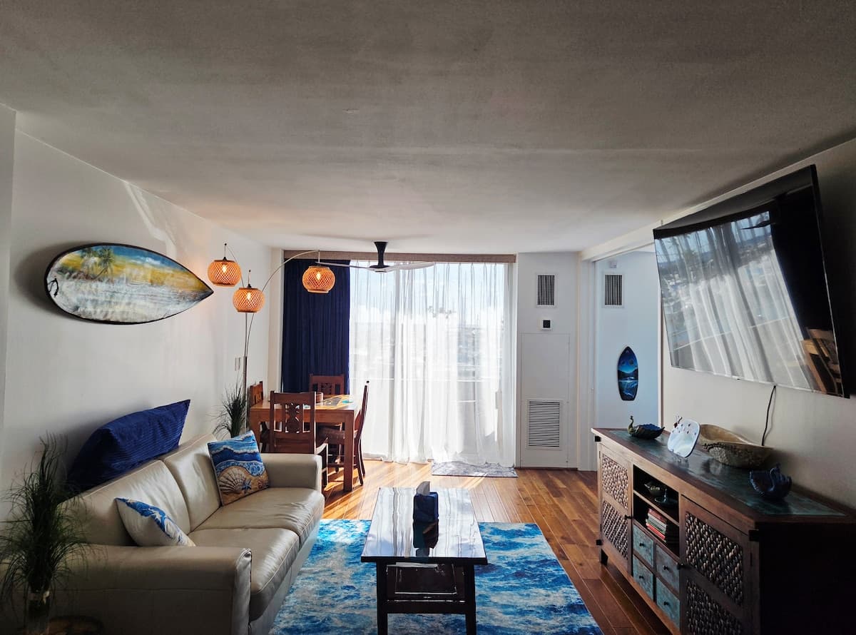 Ocean & Marina View Suite - Photo 3