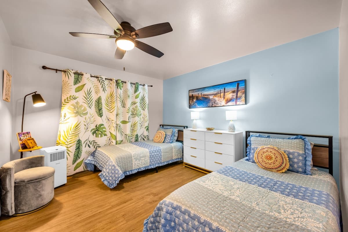 Bargain special OceanView Epic Location 2BD/2BA - Photo 2
