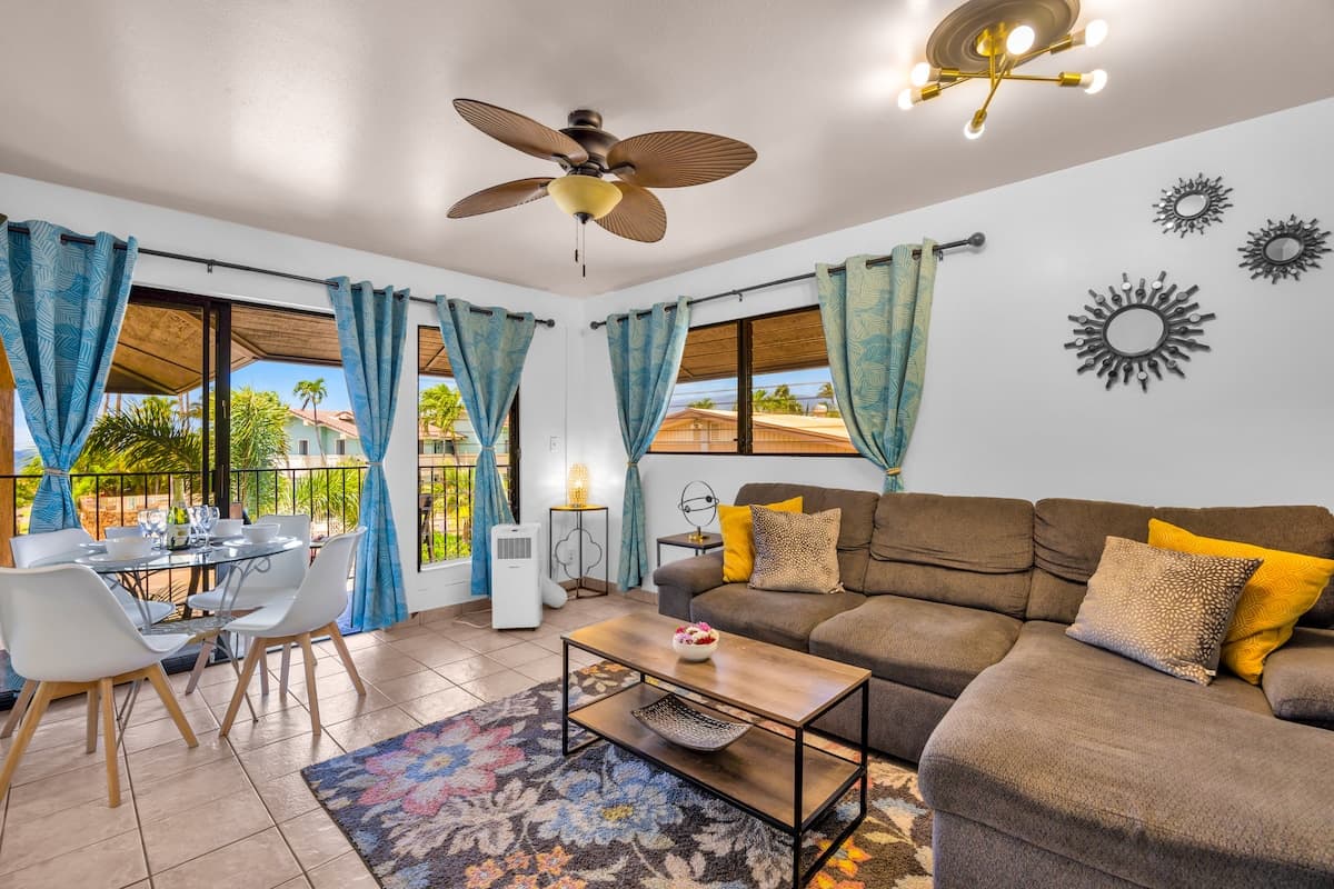 Bargain special OceanView Epic Location 2BD/2BA - Photo 3