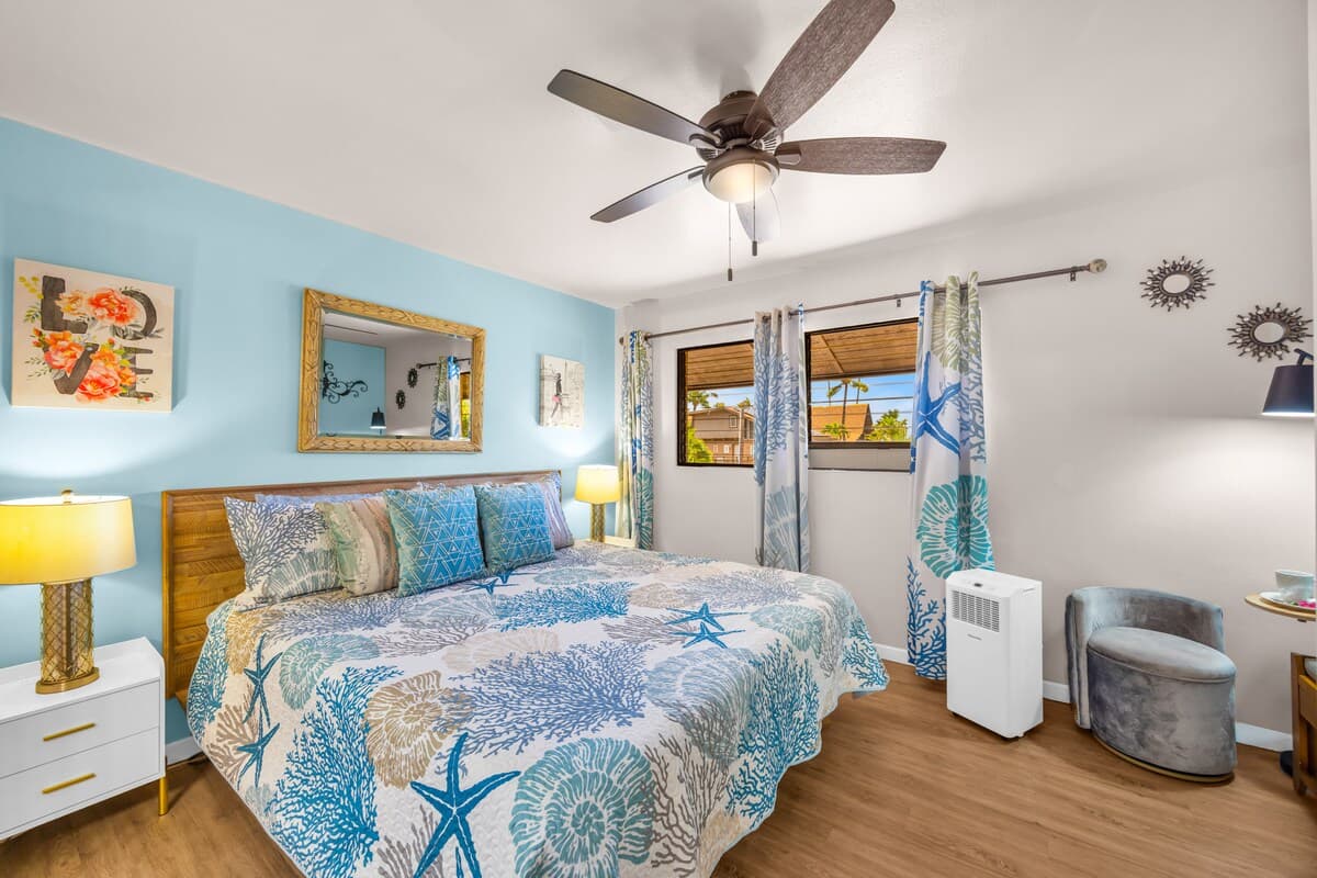 Bargain special OceanView Epic Location 2BD/2BA - Photo 1