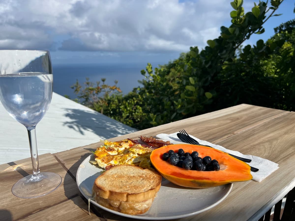 Guesthouse in Captain Cook · ★4.88 · 1 bedroom · 2 beds · 1 bath - Photo 4