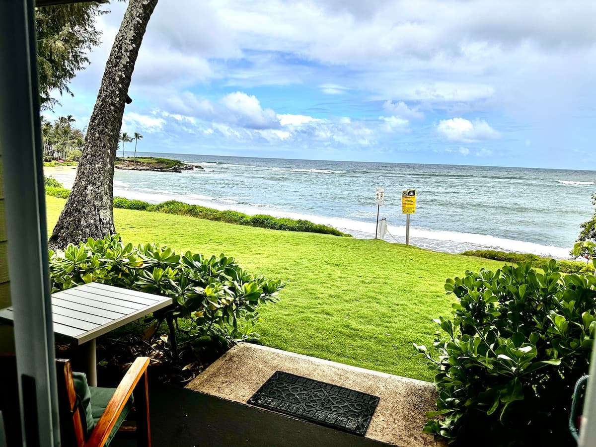 Beach Front paradise KS unit 6 - Photo 1