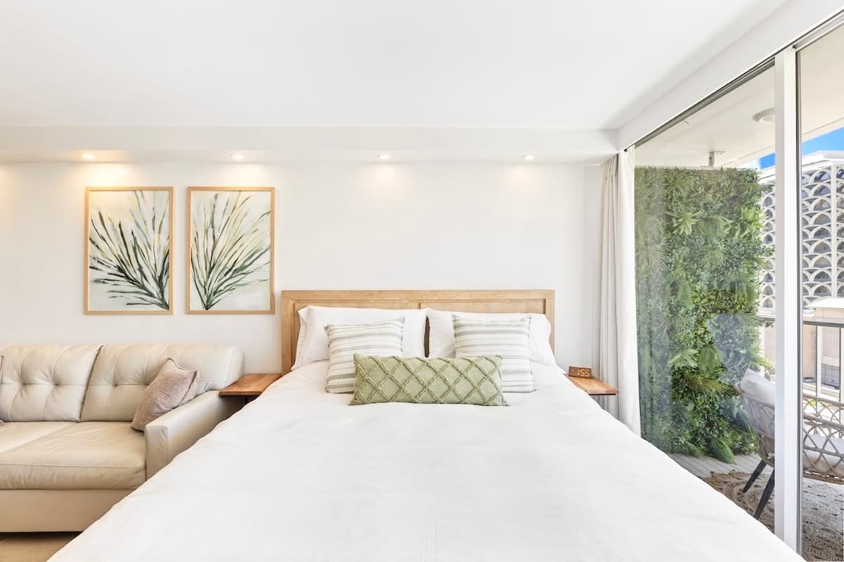 New! Elegant King Studio-Waikiki Beach w/Parking - Photo 3