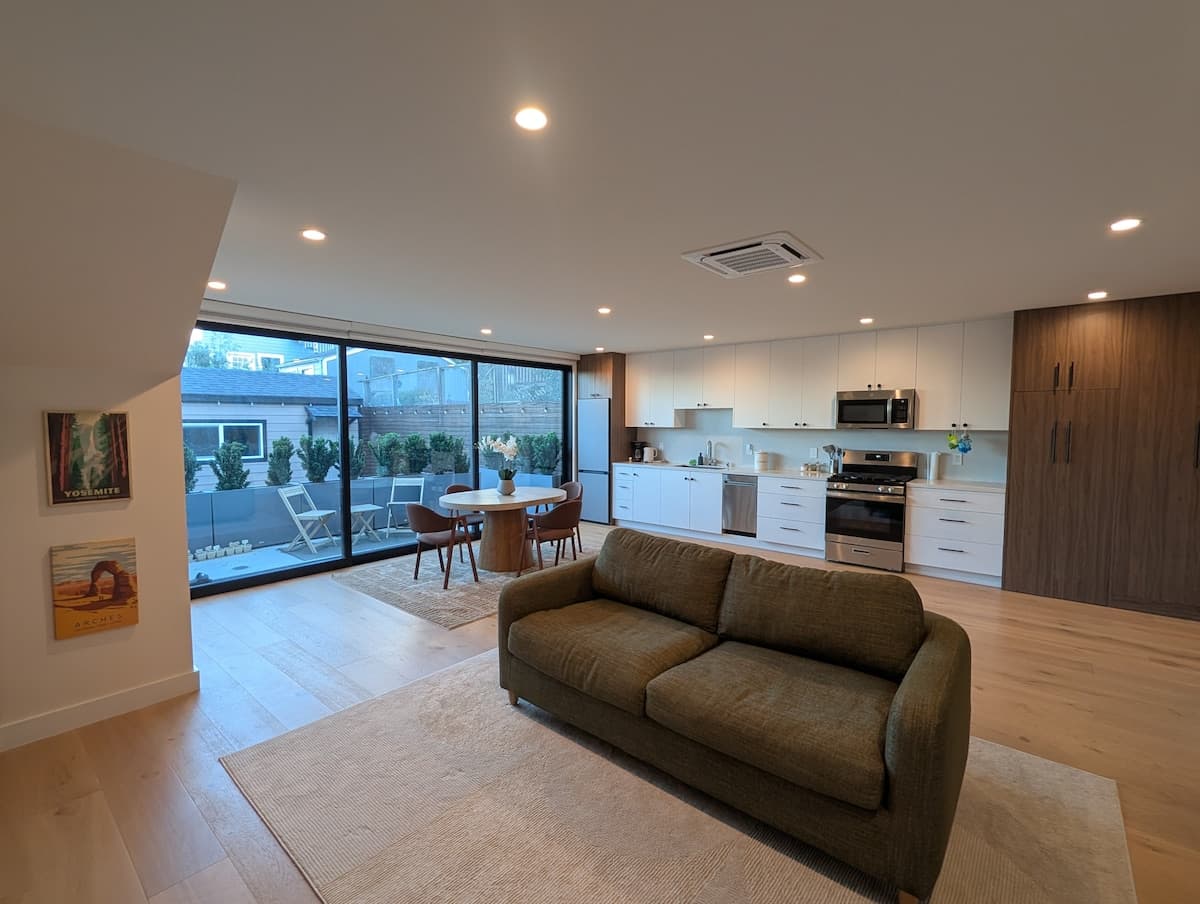 Serene Potrero Hill retreat with private patio - Photo 1