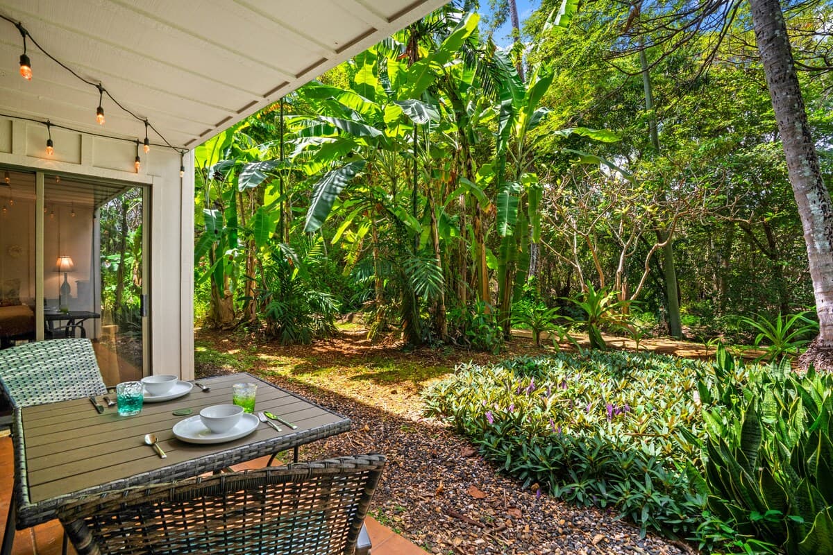 Condo in Koloa · ★4.86 · 1 bedroom · 2 beds · 1 shared bath - Photo 4