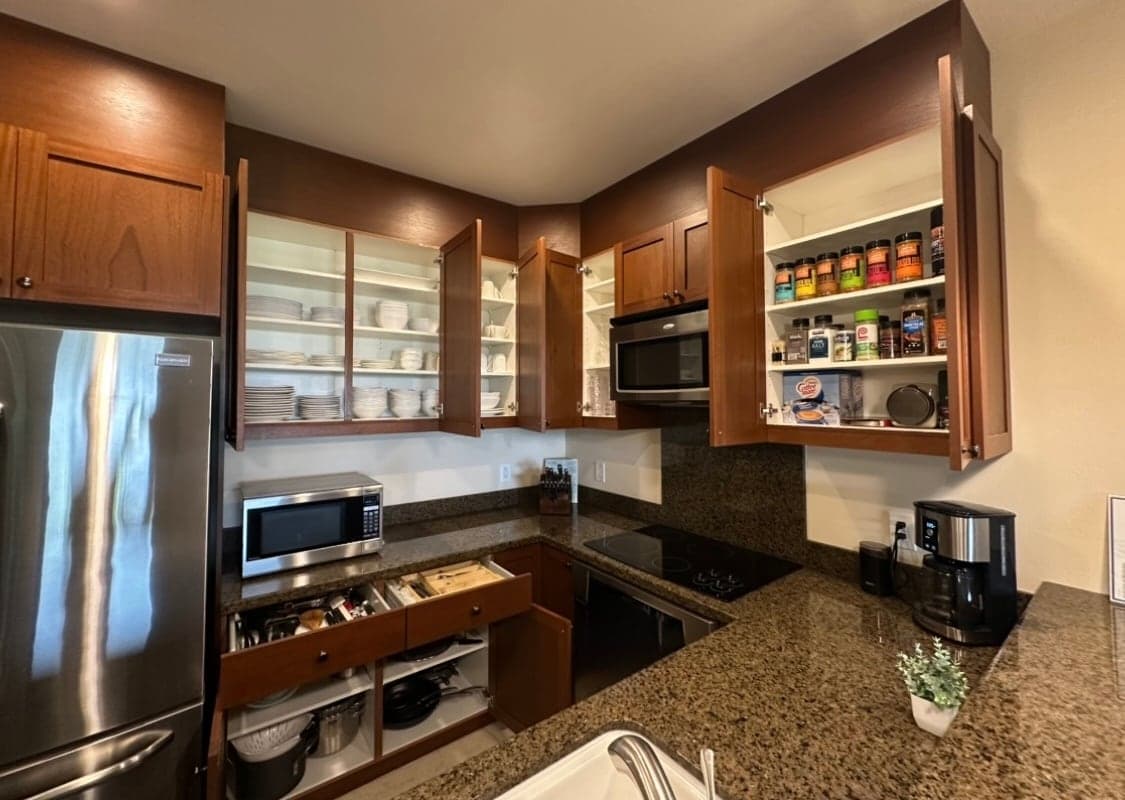 Townhouse in Waikoloa Village · ★5.0 · 2 bedrooms · 3 beds · 2 baths - Photo 5