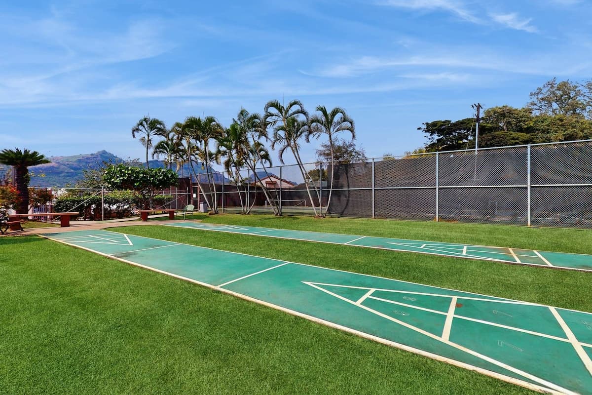 Condo in Lihue · ★4.5 · 2 bedrooms · 3 beds · 2 shared baths - Photo 3