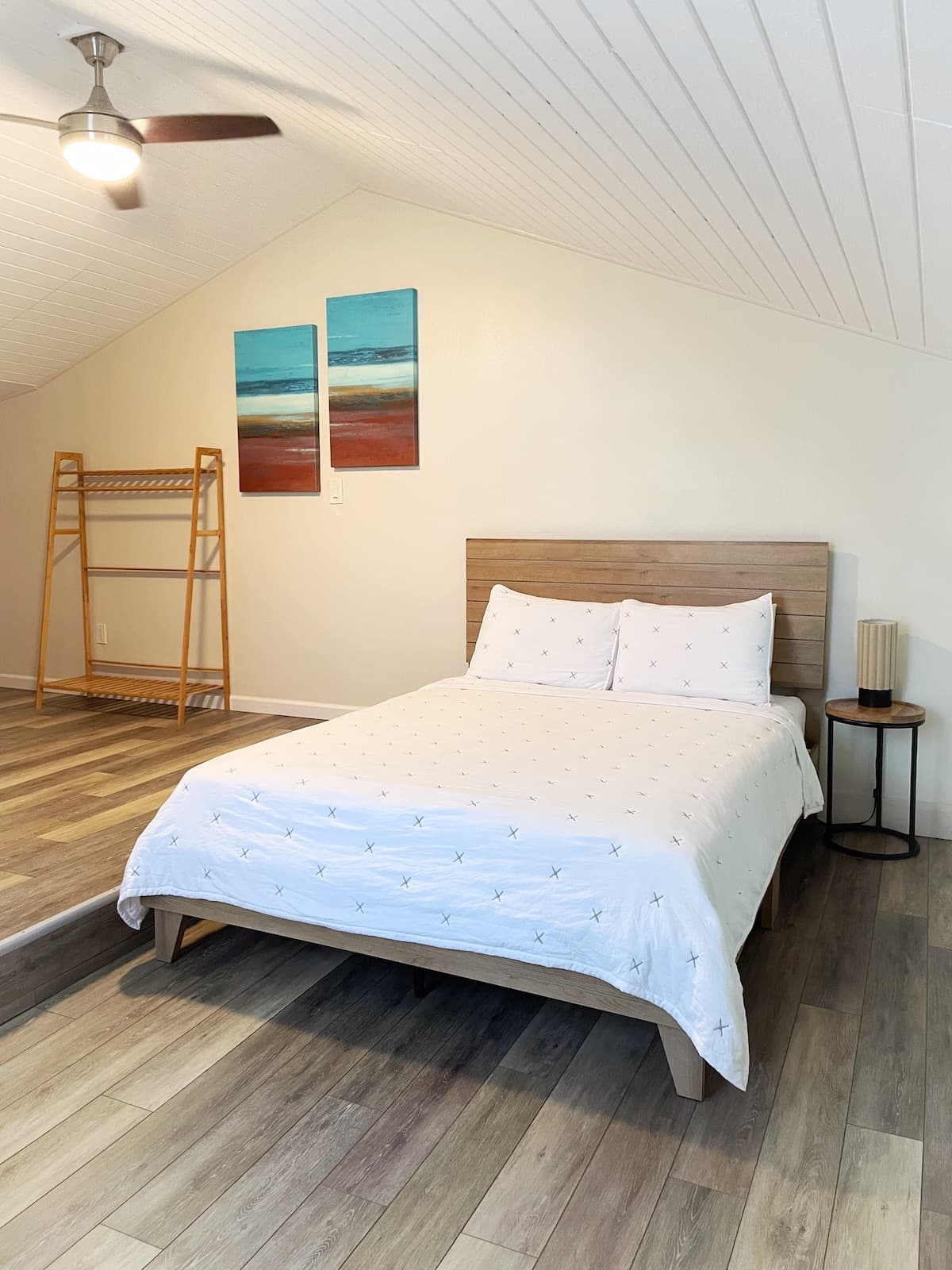 Condo in Kahuku · ★4.86 · 1 bedroom · 3 beds · 2 private baths - Photo 4