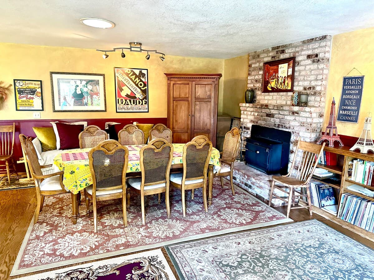 Ranch home with pool, creek & wildlife views - Photo 4