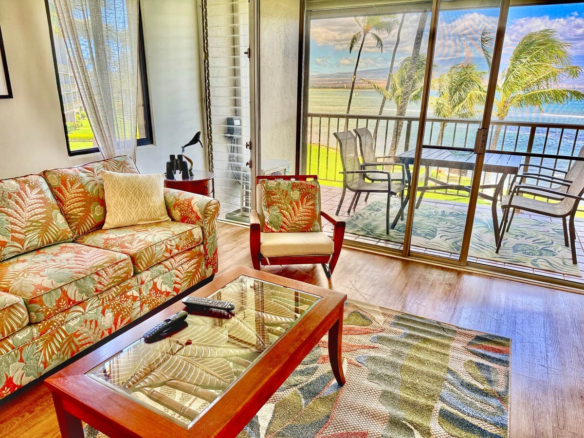 Condo in Maalaea · ★4.95 · 1 bedroom · 2 beds · 1 bath - Photo 2