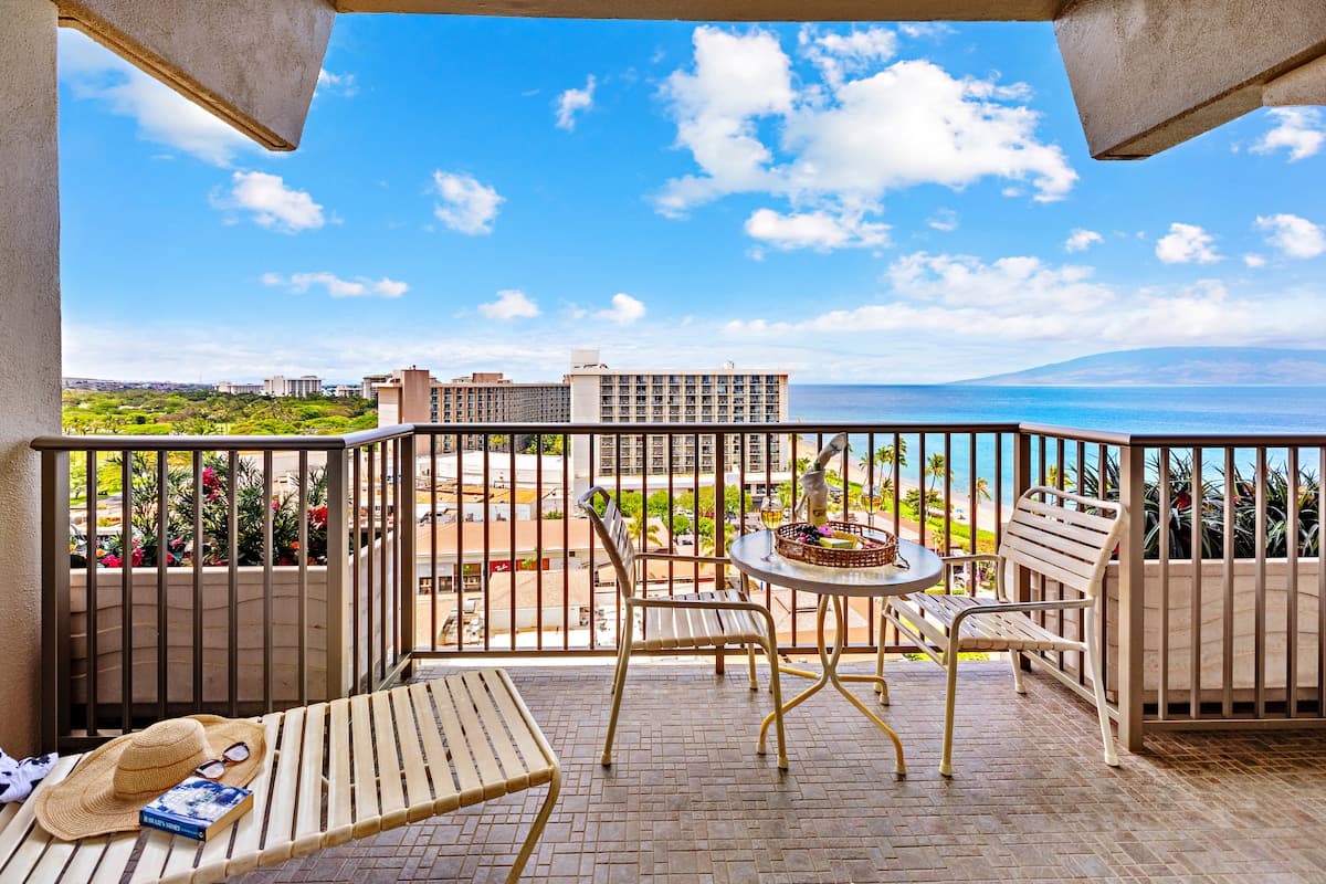 Condo in Lahaina · ★4.67 · Studio · 1 bed · 1 bath - Photo 1