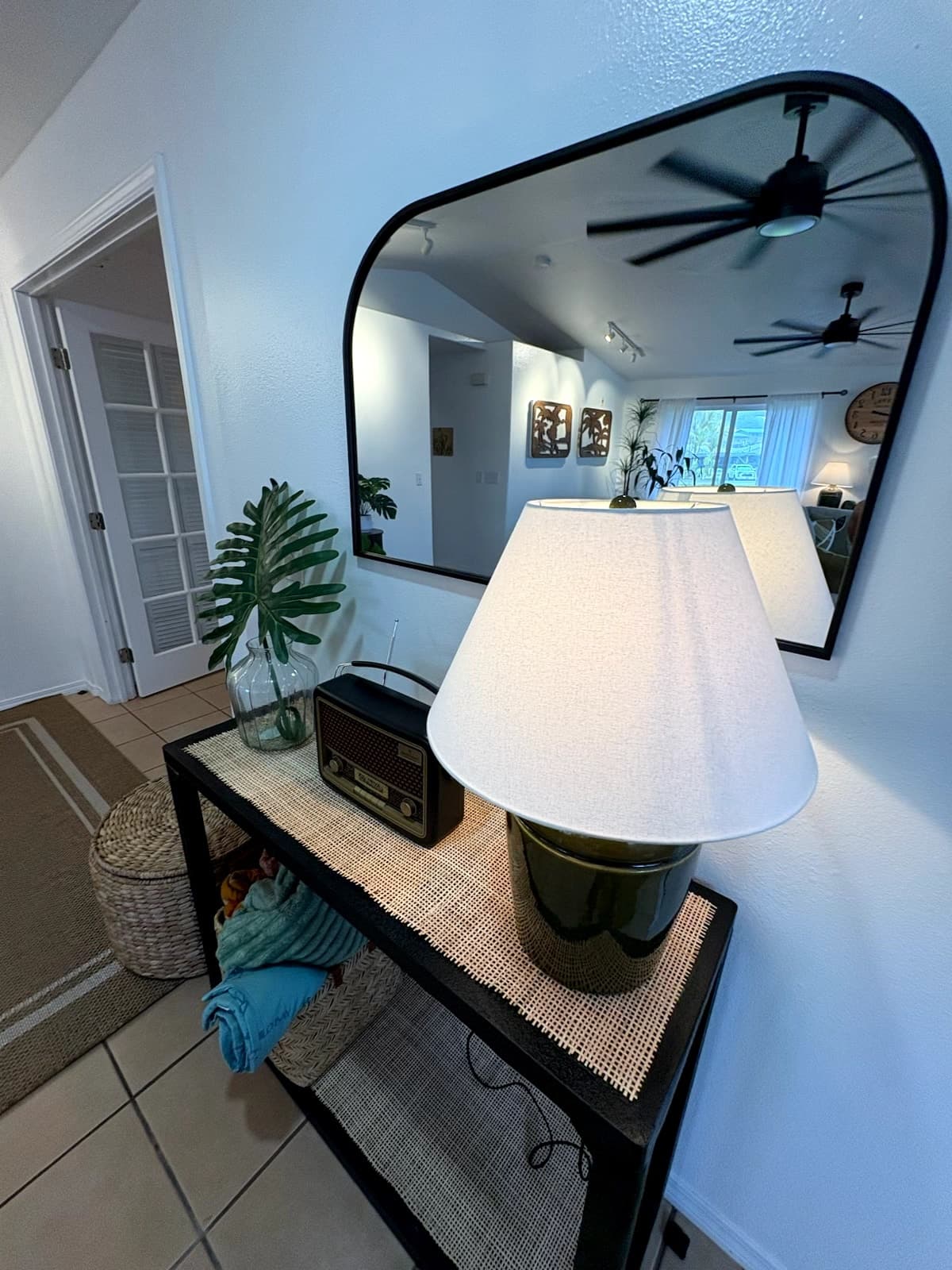 Home in Hilo · ★4.94 · 3 bedrooms · 5 beds · 2 private baths - Photo 5