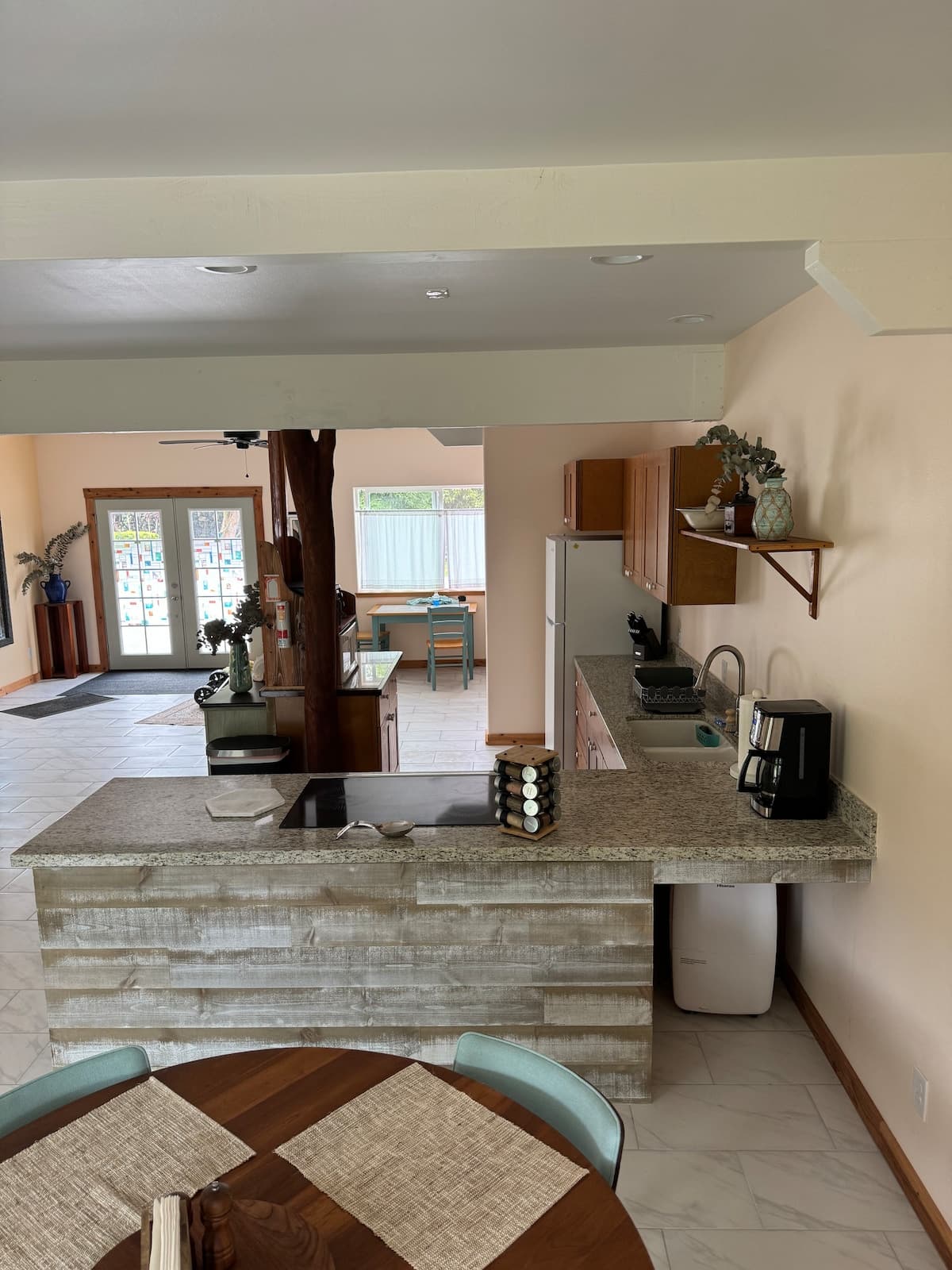 Home in Kealakekua · ★5.0 · 2 bedrooms · 2 beds · 2 baths - Photo 5