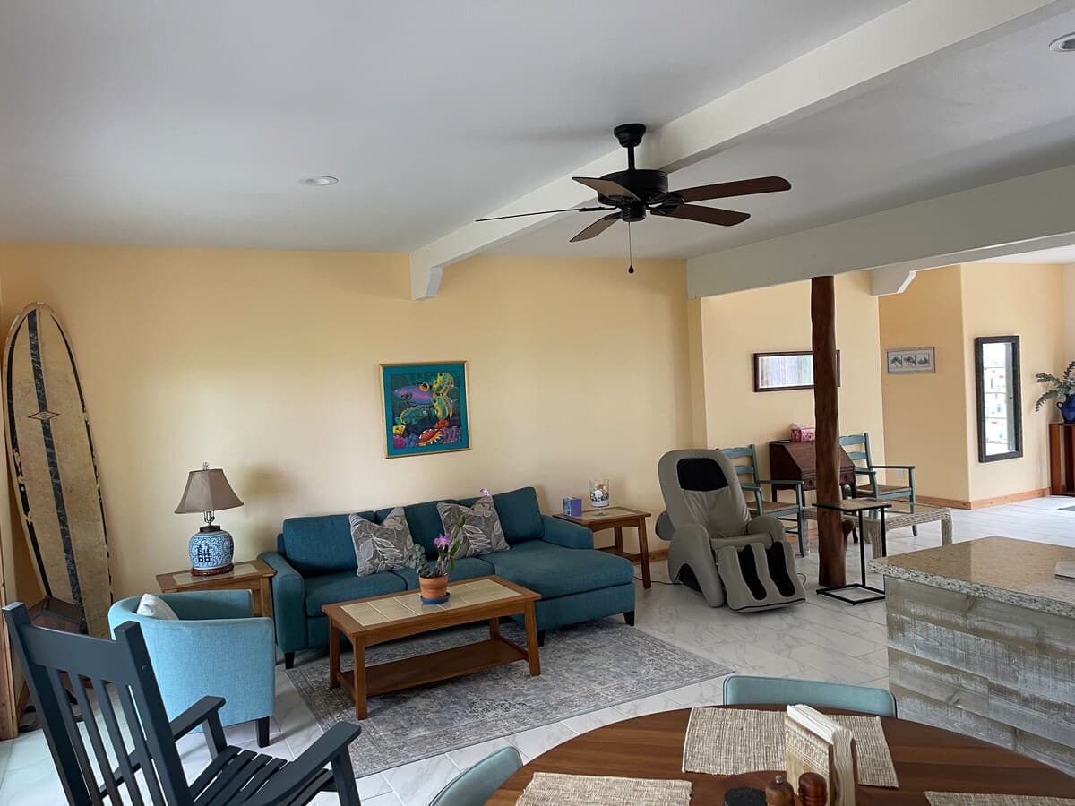 Home in Kealakekua · ★5.0 · 2 bedrooms · 2 beds · 2 baths - Photo 3