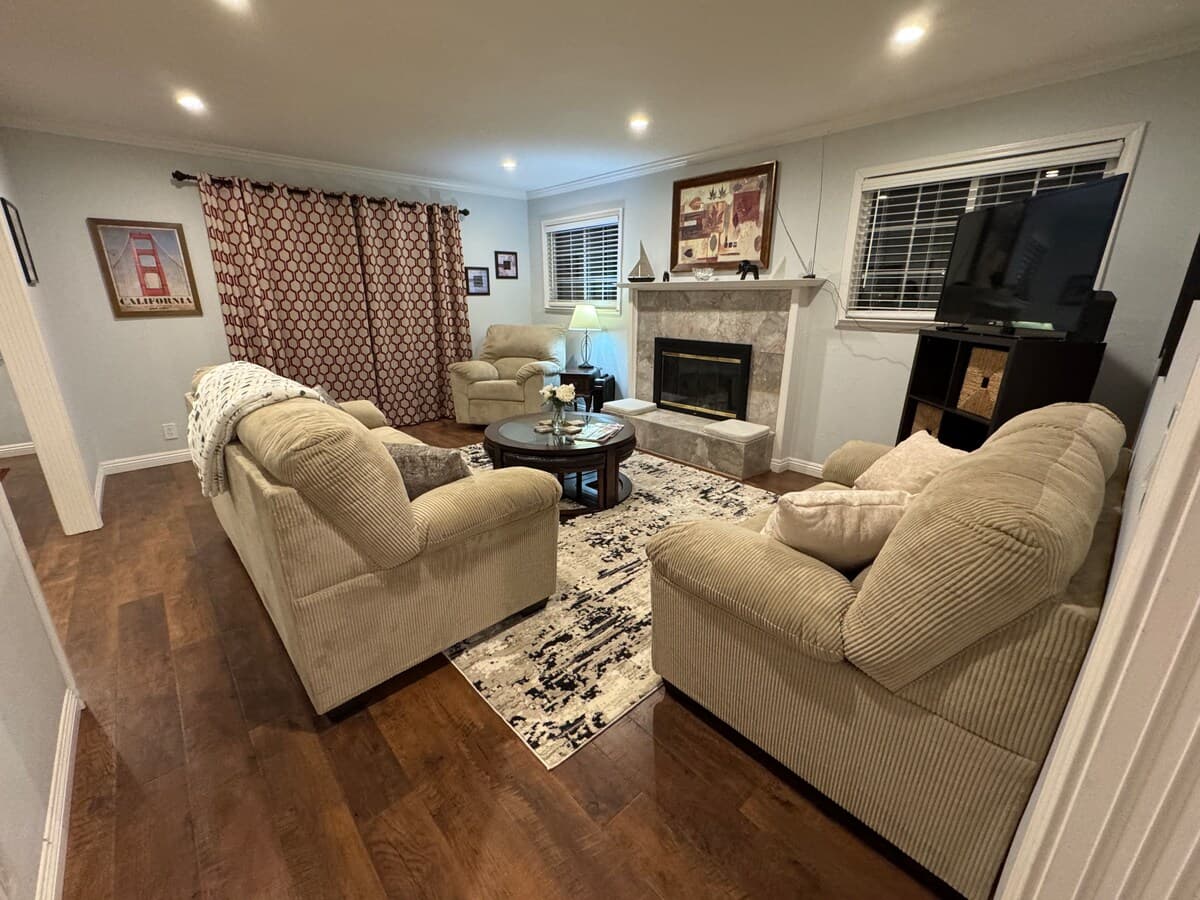 Bright Modern Duplex Near Google & Downtown MV - Photo 3