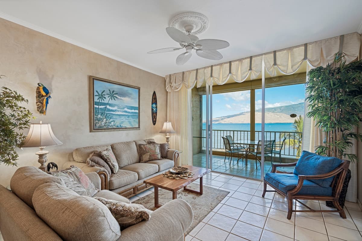 Amazing Remodeled Condo-Menehune Shores #609 - Photo 2