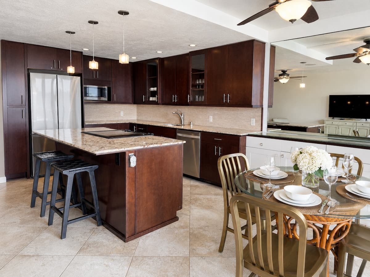 Condo in Koloa · ★4.96 · 1 bedroom · 2 beds · 1 bath - Photo 4