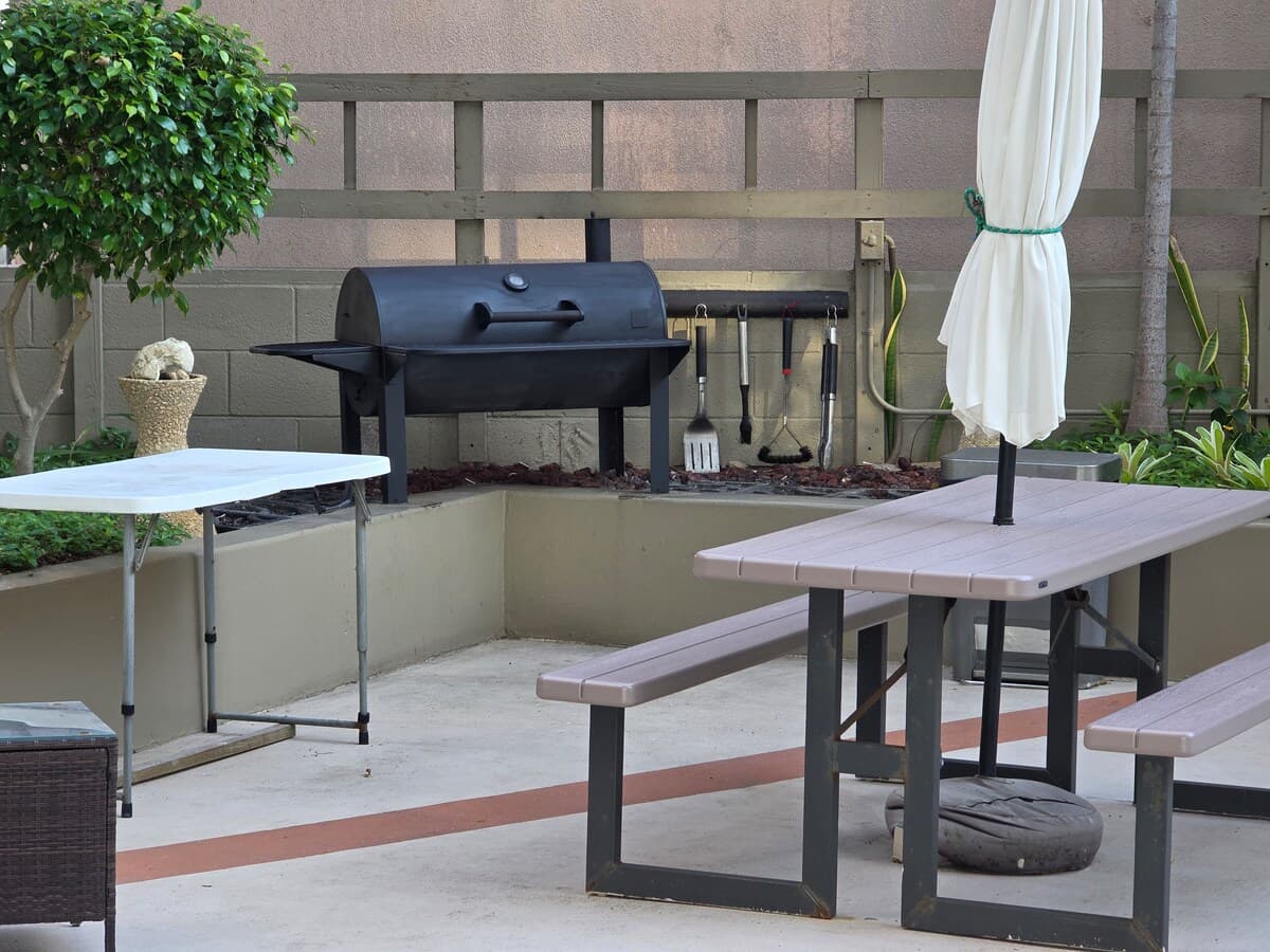 Condo in Honolulu · ★5.0 · Studio · 1 bed · 1 private bath - Photo 4