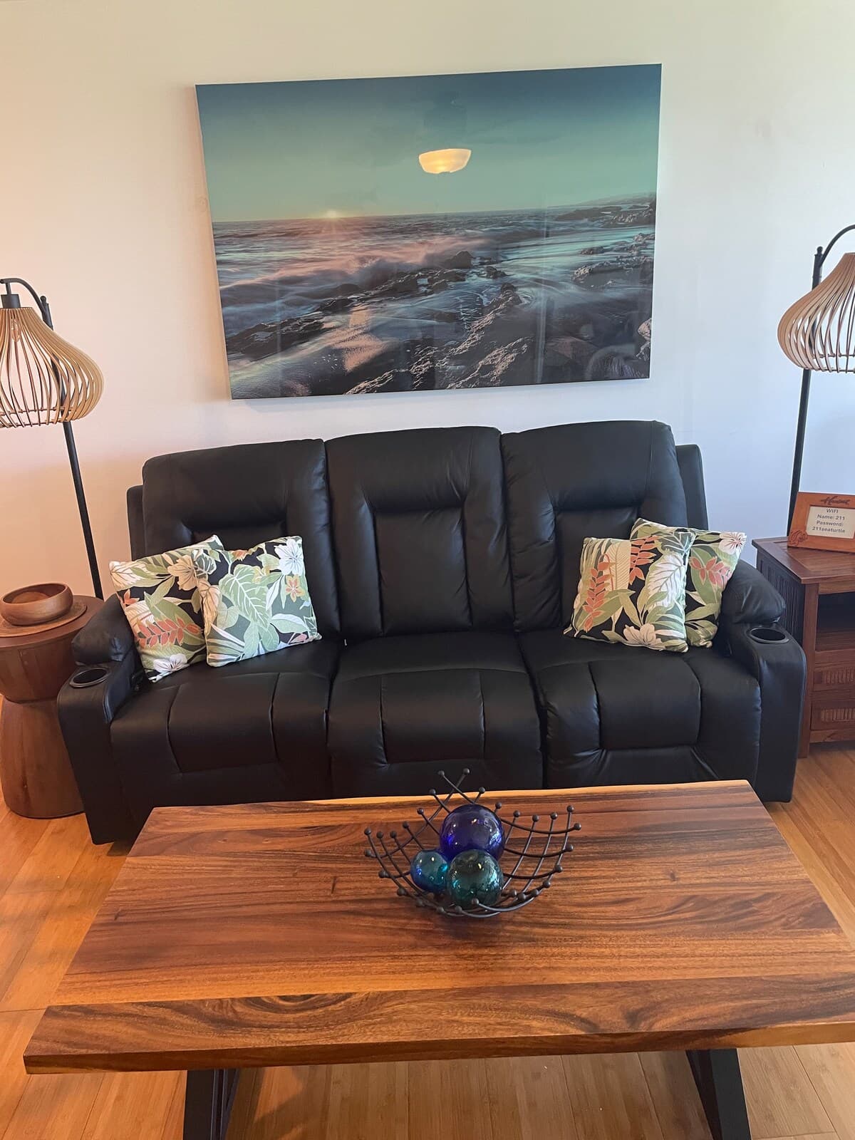 Condo in Kailua-Kona · ★5.0 · 2 bedrooms · 2 beds · 2 private baths - Photo 4