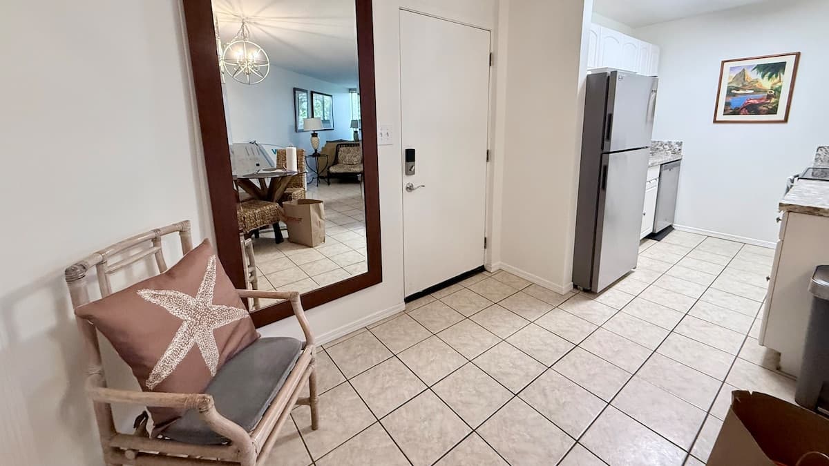 Condo in Kihei · ★4.93 · 1 bedroom · 2 beds · 1 bath - Photo 3