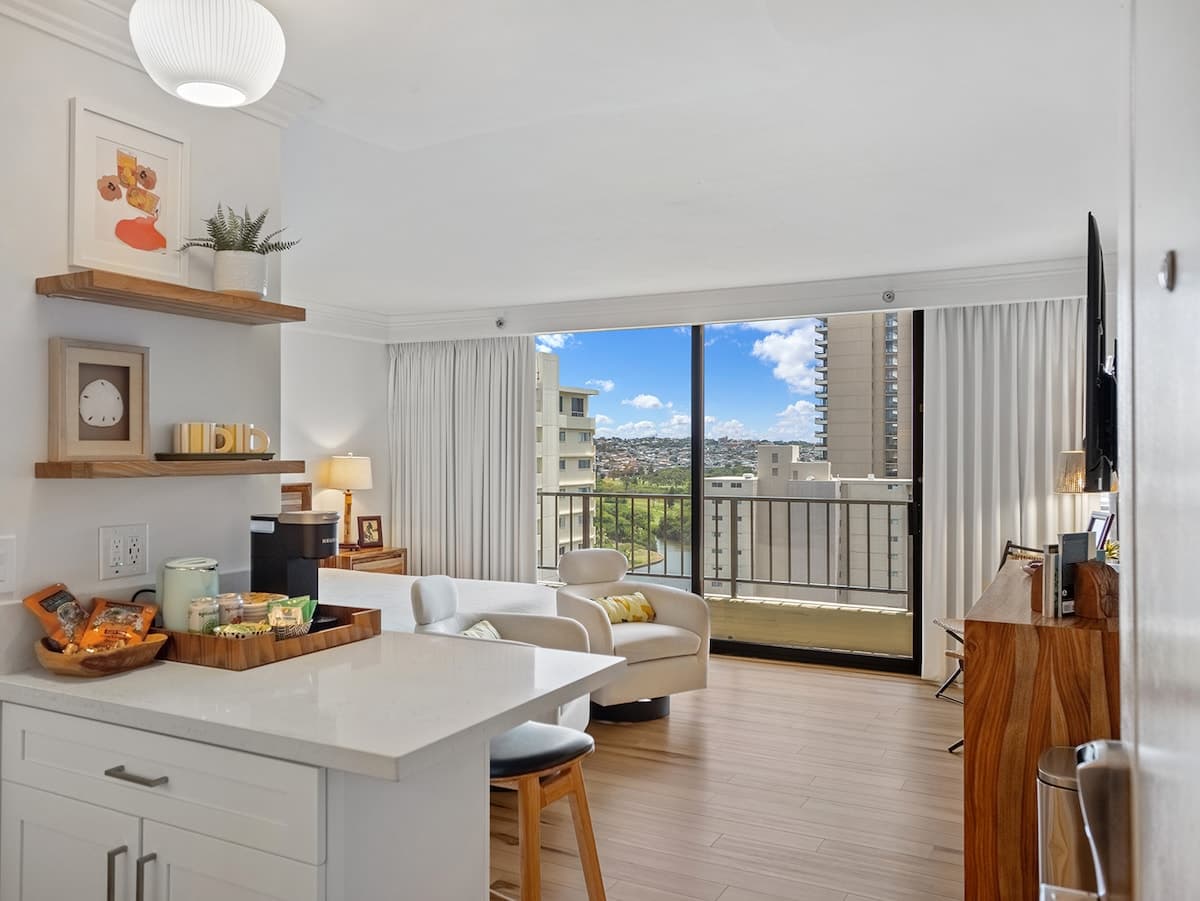 Hotel in Honolulu · ★4.87 · 1 bedroom · 1 bed · 1 private bath - Photo 5