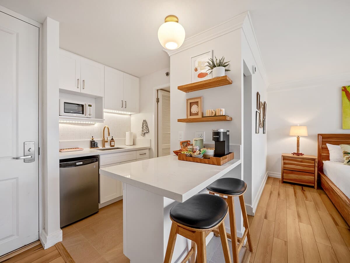 Hotel in Honolulu · ★4.87 · 1 bedroom · 1 bed · 1 private bath - Photo 1