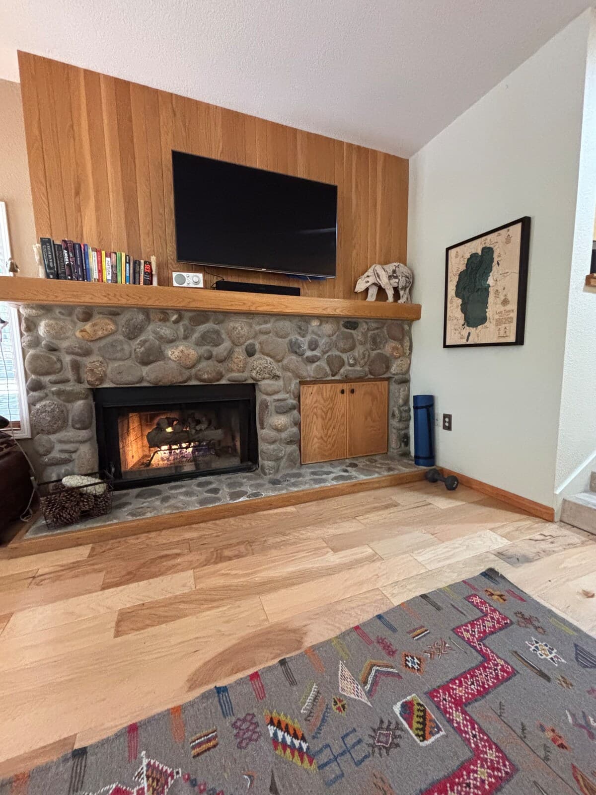 Condo in Incline Village · 2 bedrooms · 2 beds · 2 private baths - Photo 3