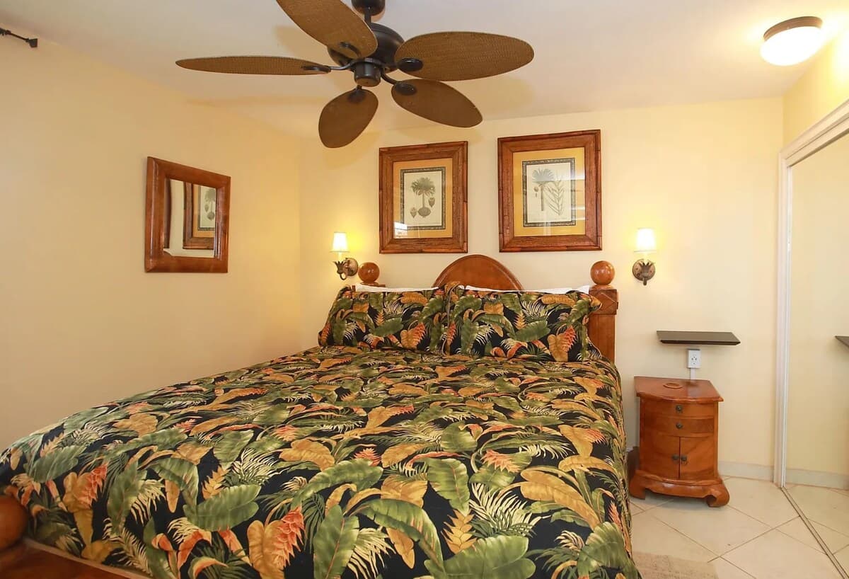 Oceanfront Gem | Sunsets + Lanai - Photo 1