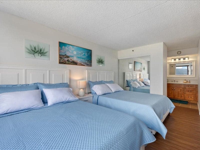 Hotel in Honolulu · ★4.85 · 1 bedroom · 3 beds · 1 private bath - Photo 2