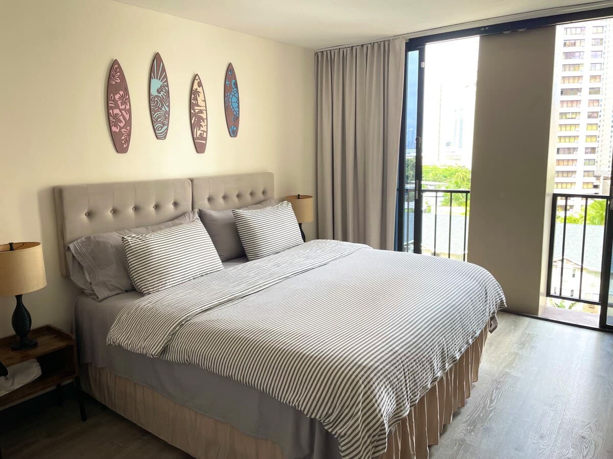 Hotel in Honolulu · ★4.9 · 1 bedroom · 1 bed · No bathroom - Photo 2