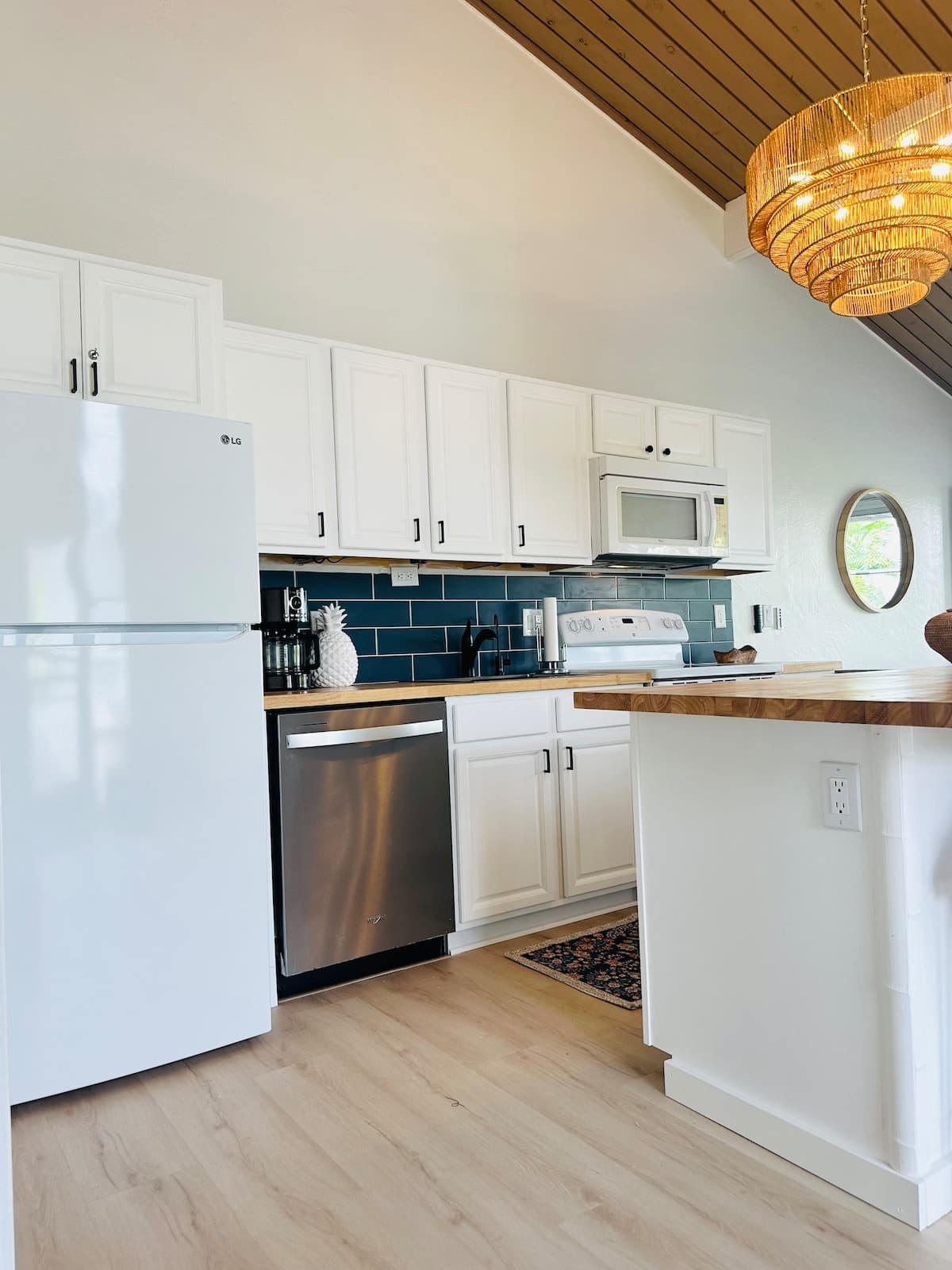BRANDNew! Kona Bungalow II! Aug specials. Inquire! - Photo 5