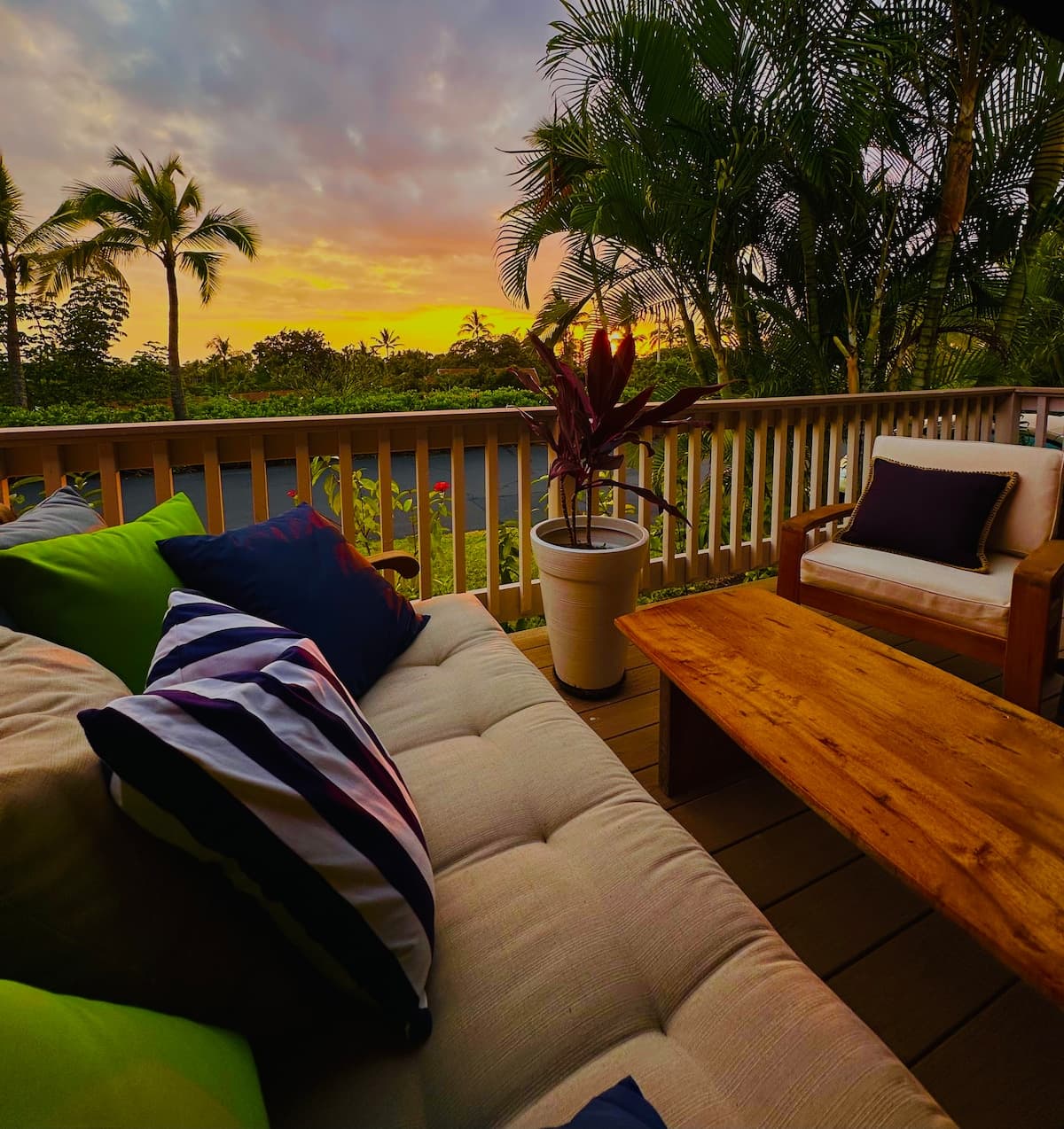 BRANDNew! Kona Bungalow II! Aug specials. Inquire! - Photo 1