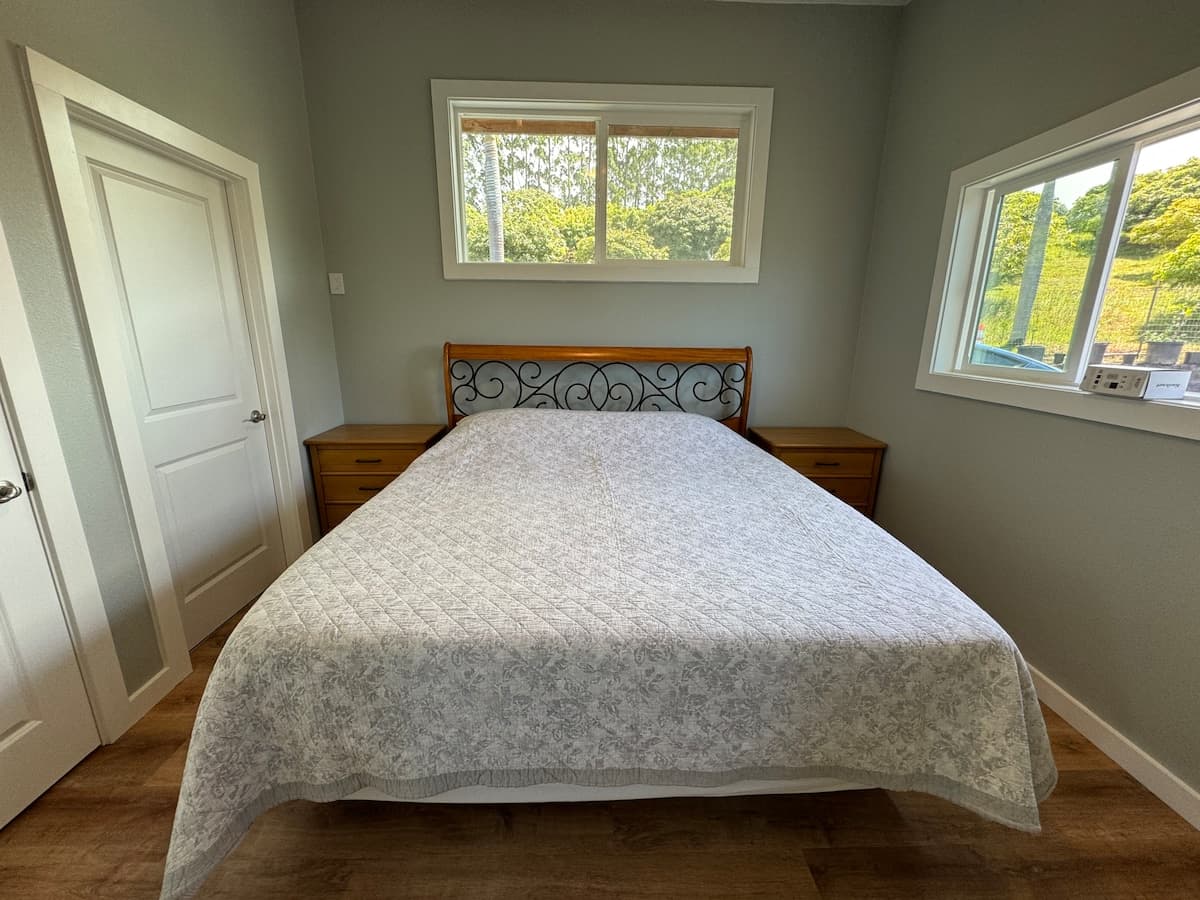 Guesthouse in Laupahoehoe · ★5.0 · 1 bedroom · 1 bed · 1 private bath - Photo 1