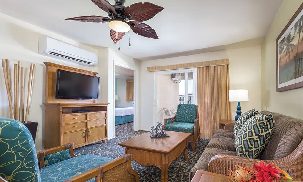2 bed/2 Bath with Pool + Hot Tub - Photo 2