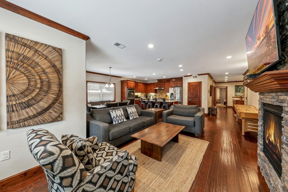 Designer Townhome Near Heavenly Gondola, Gated - Photo 5