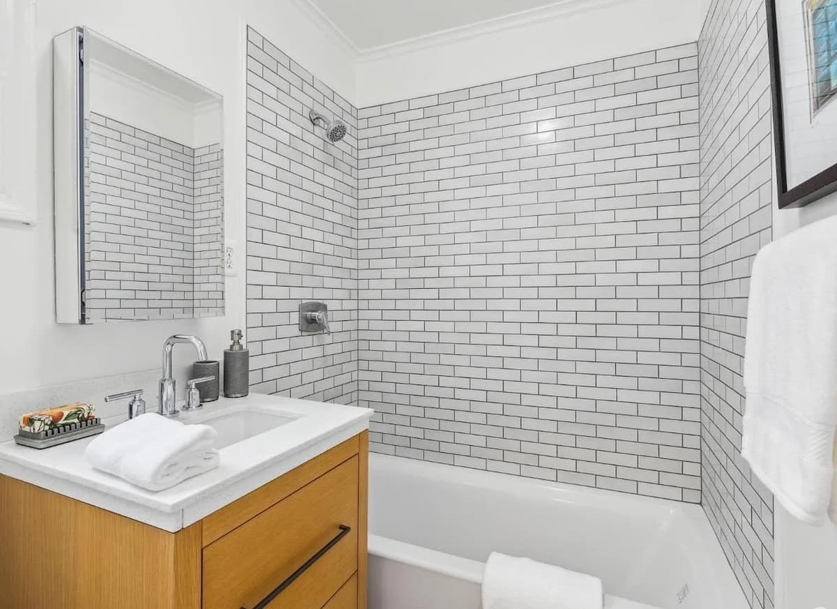 Renovated 1940s Home, Private Deck, Bernal Heights - Photo 4