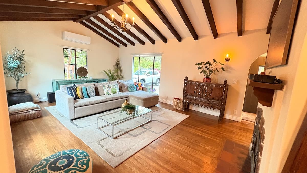 Spanish-Style Home Near Stanford, Patio - Photo 2
