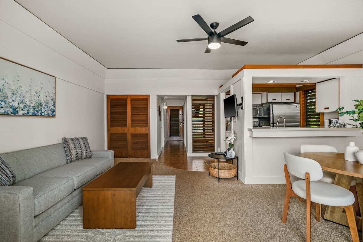 Home in Koloa · ★4.92 · 1 bedroom · 2 beds · 1 bath - Photo 3