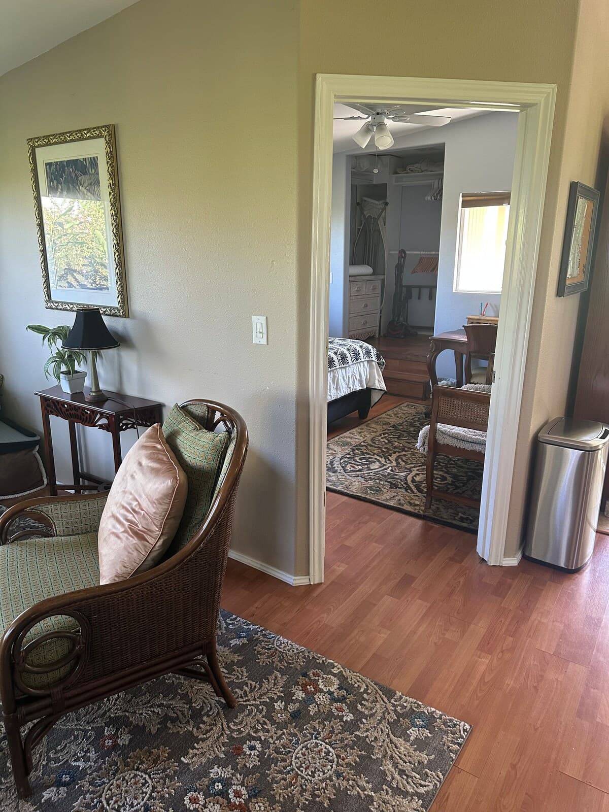 Home in Holualoa · ★4.71 · 1 bedroom · 2 beds · 1 private bath - Photo 2