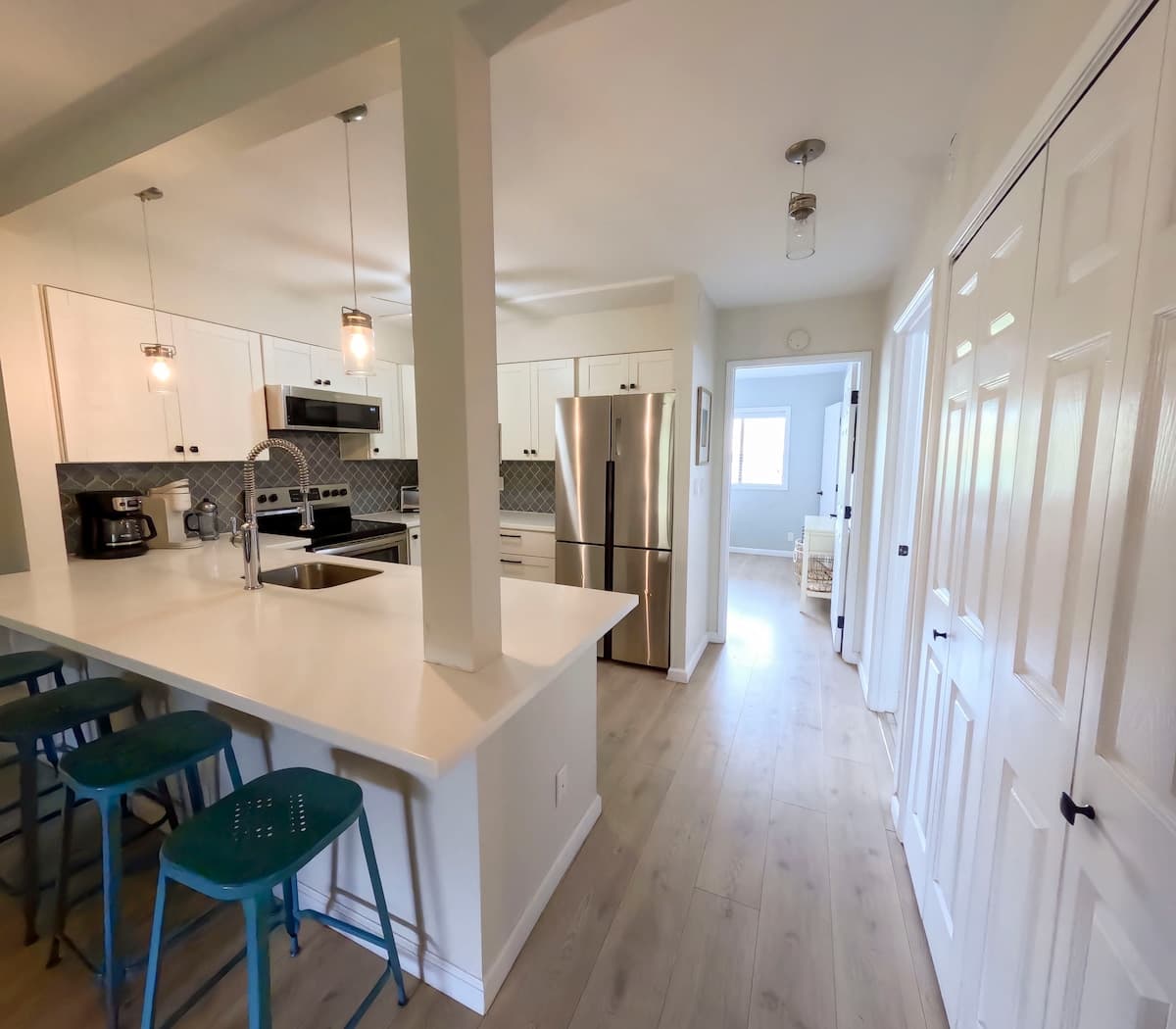Nicest unit in the complex! - Photo 4