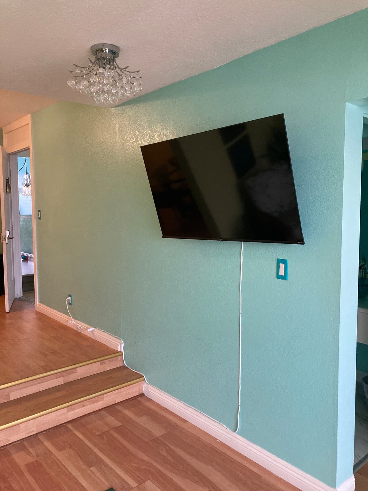 Walk to Hilo Bay~Private Suite + Fast WiFi - Photo 3