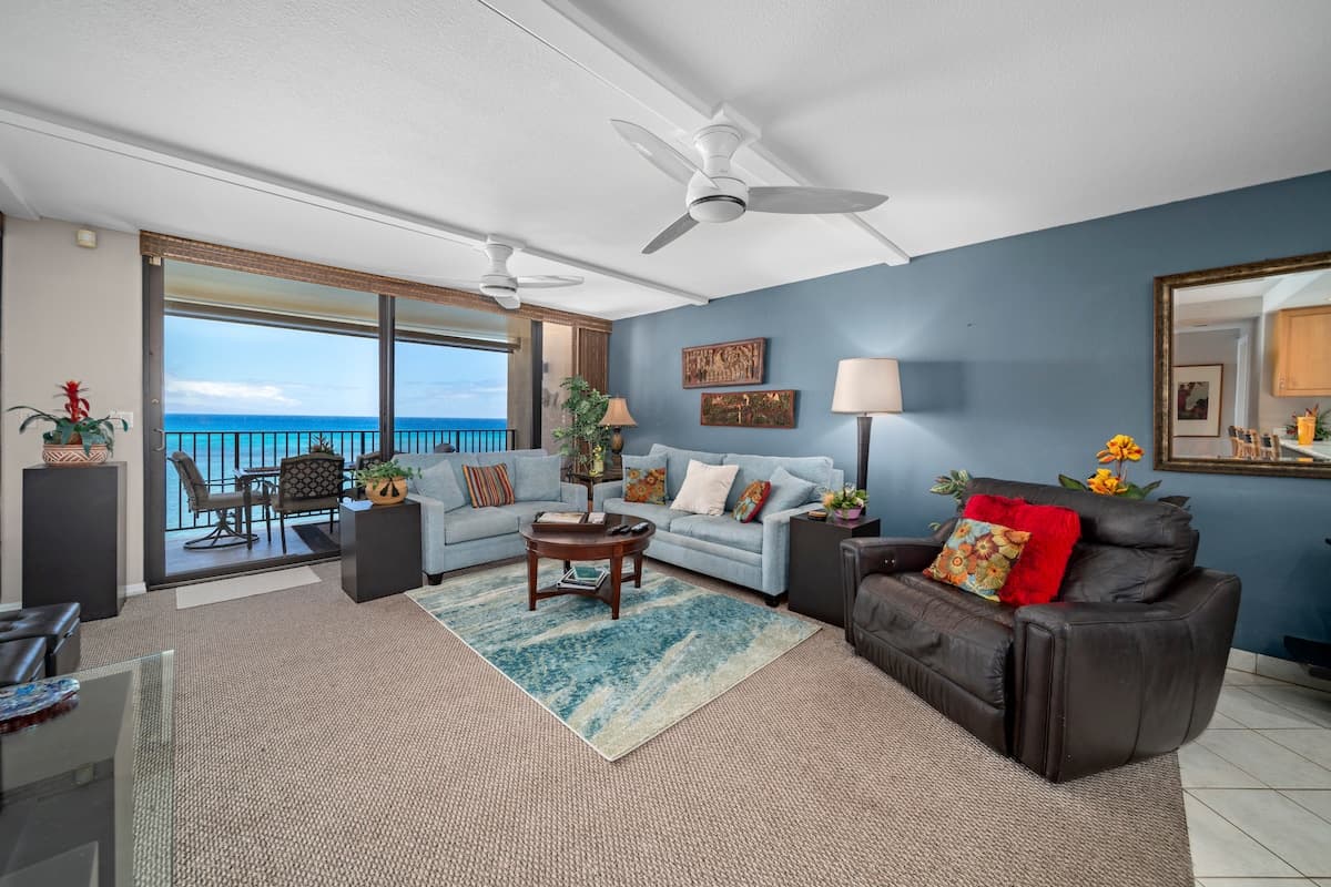 Condo in Lahaina · ★5.0 · 2 bedrooms · 3 beds · 2 private baths - Photo 5