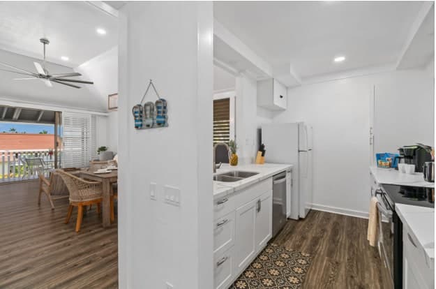 Modern Kiahuna Plantation Condo w AC! - Photo 5