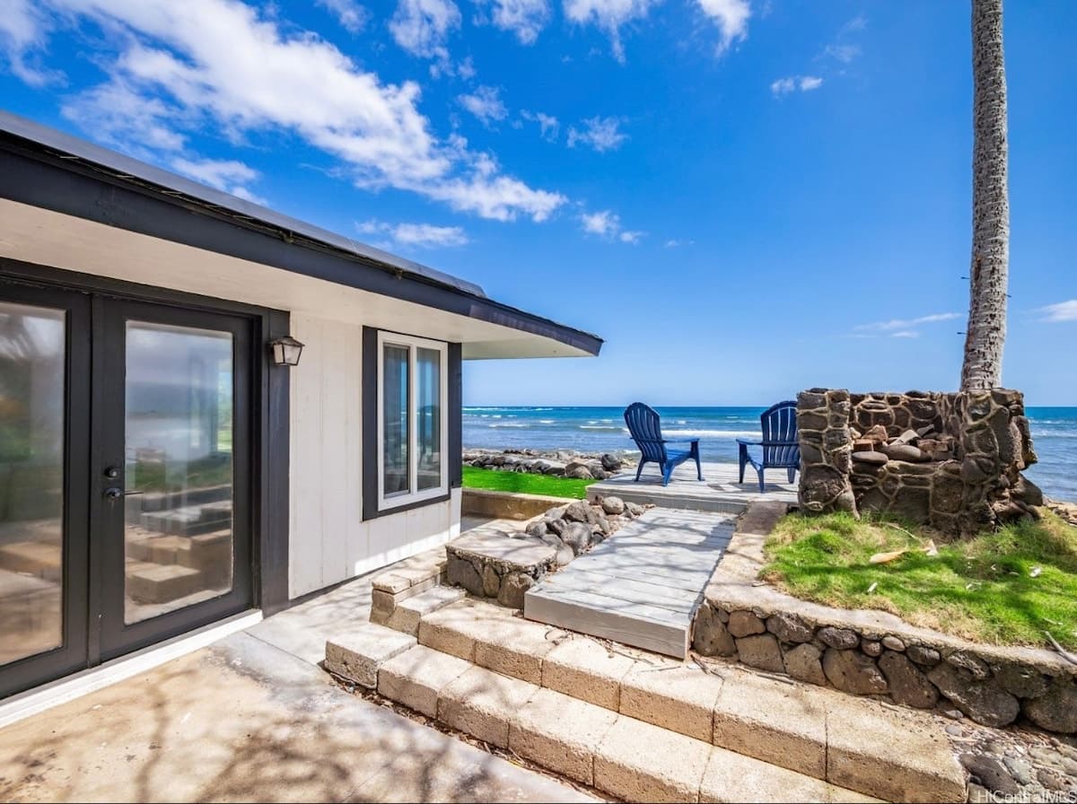 Ocean Front Home in Hauula Hawai - Photo 1