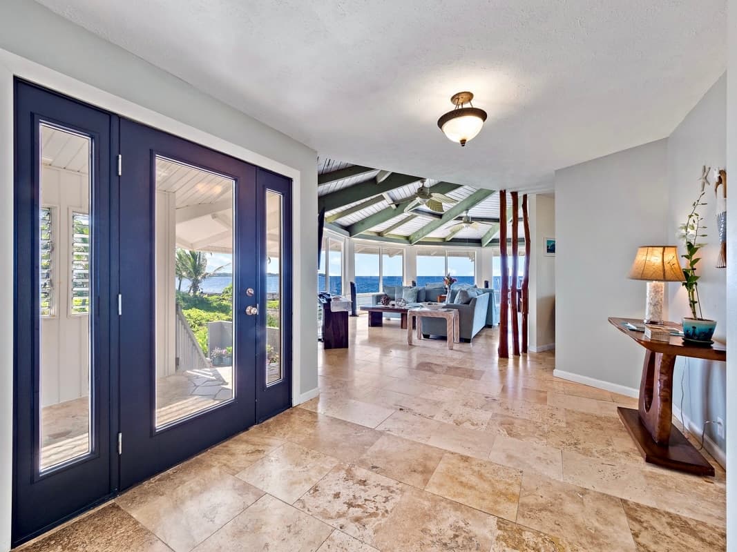 Home in Keaau · ★5.0 · 4 bedrooms · 6 beds · 2 private baths - Photo 4