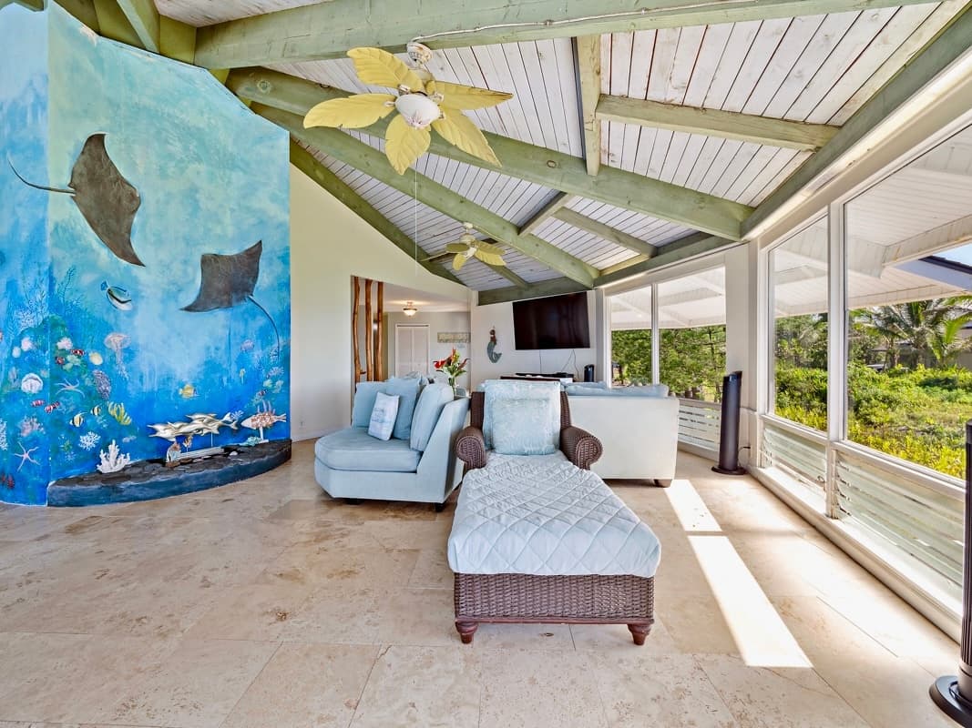Home in Keaau · ★5.0 · 4 bedrooms · 6 beds · 2 private baths - Photo 1