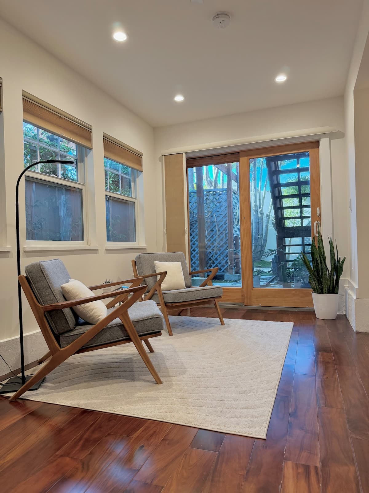 Garden Victorian Suite in Dogpatch - Photo 2